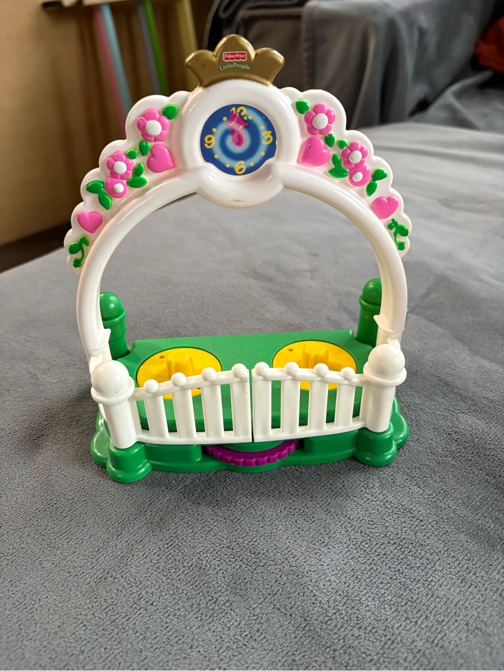Fisher-Price White & Pink Flower Arch Playset with Green Base princess